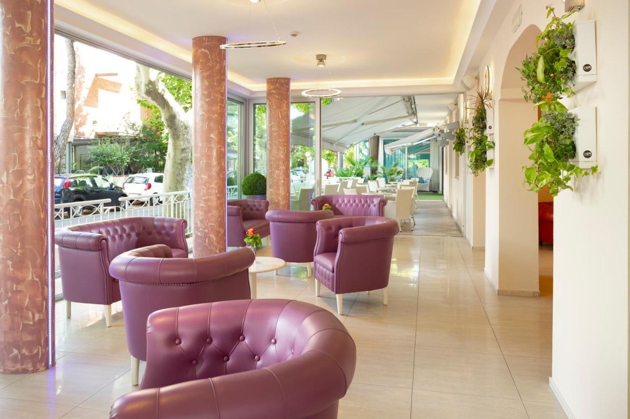Hotel Castellucci Bellaria-Igea Marina Exterior photo